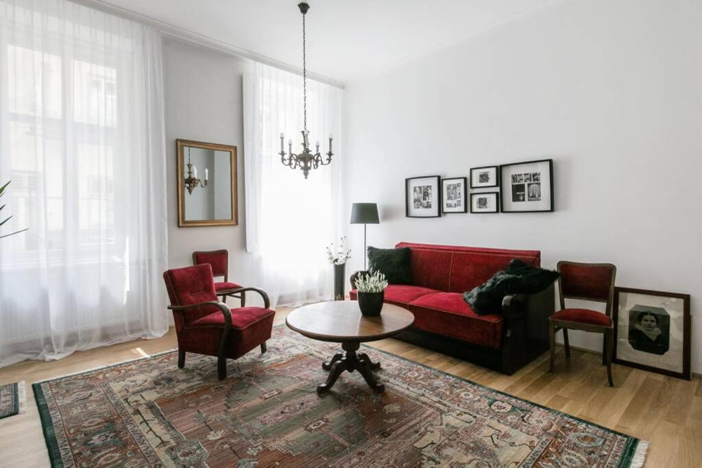 Your Gorgeous And Spacious Dream Home Free Parking 부다페스트 외부 사진