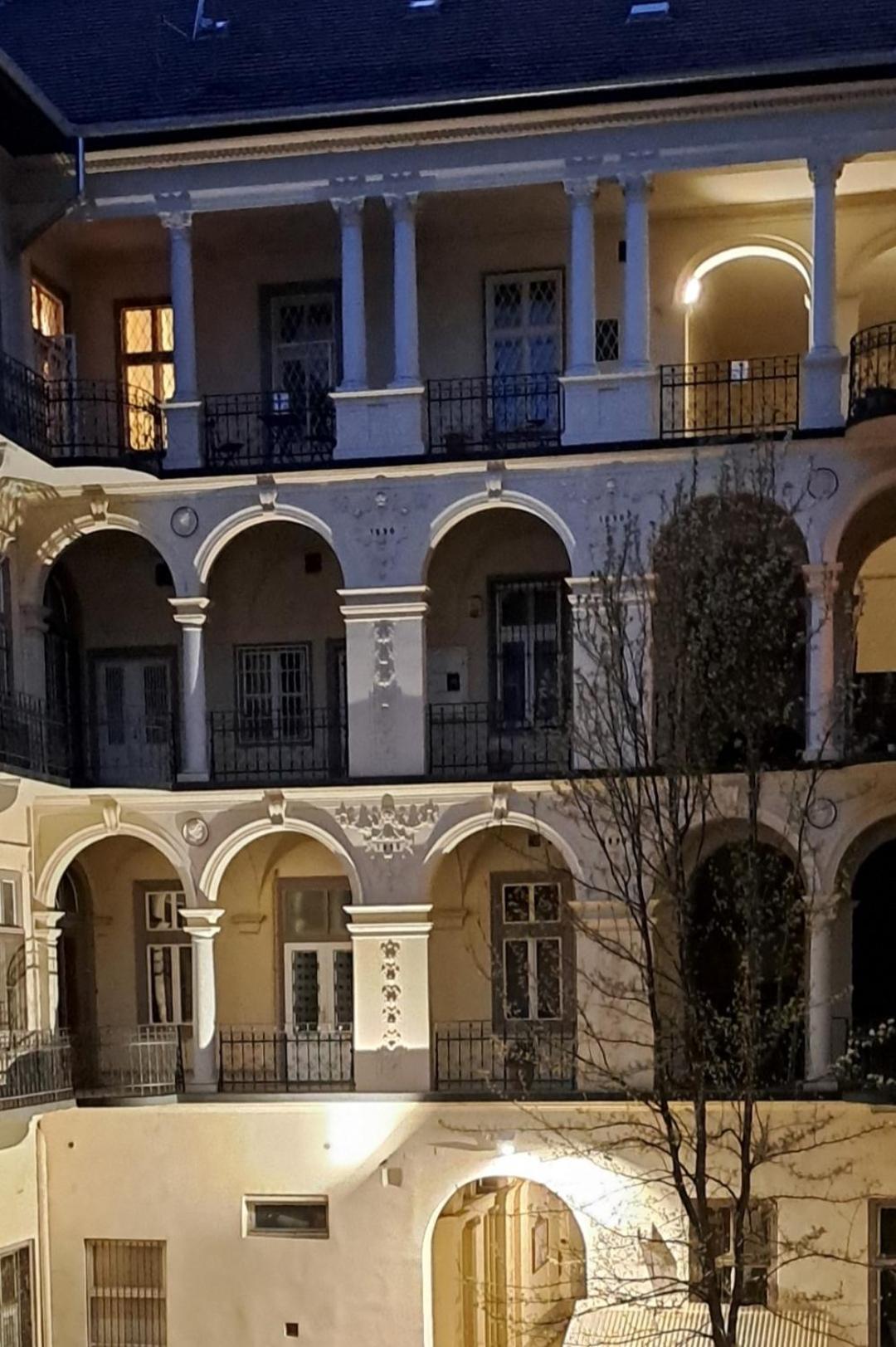 Your Gorgeous And Spacious Dream Home Free Parking 부다페스트 외부 사진